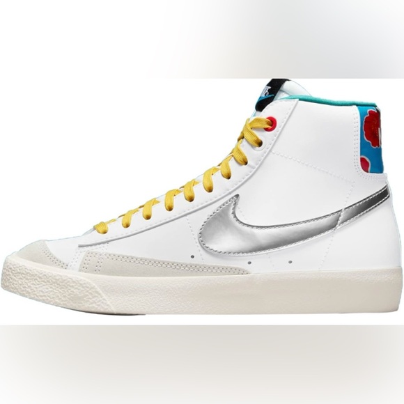 Nike Shoes - Womens Nike Blazer Mid '77 Big Kids Style White/Metallic Silver size 8